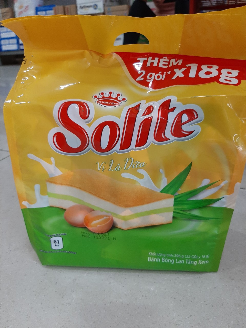 Bánh bông lan Solite - bịch 22 gói vị lá dứa thơm ngon