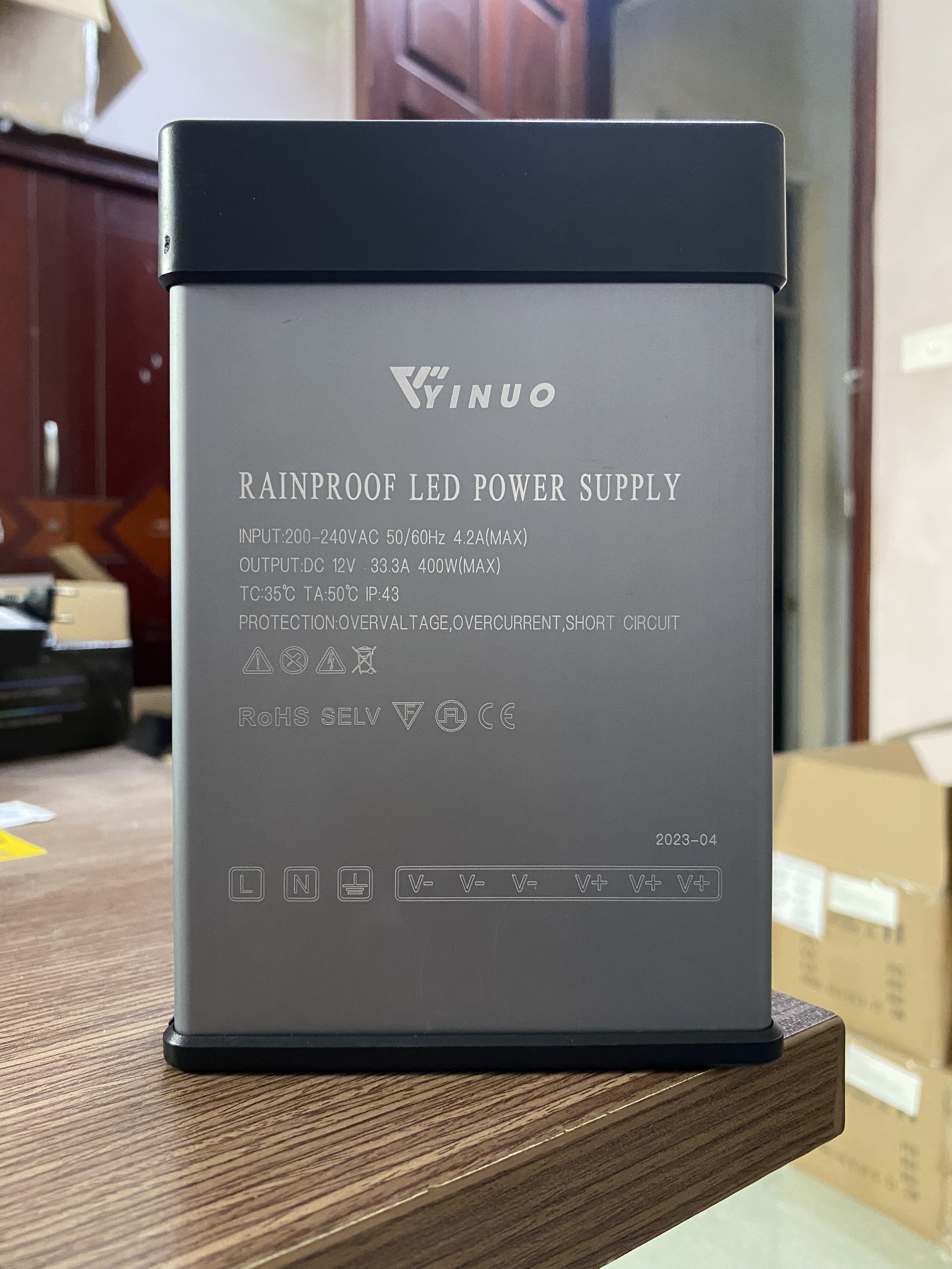 [BẢO HÀNH 2 NĂM] Nguồn ngoài trời 12V 33A vỏ nhôm có quạt làm mát Nguồn vỏ nhôm 12V 33A hãng Yinuo bảo hành đổi mới