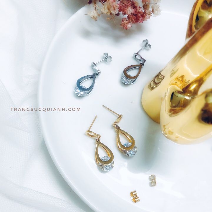Bông tai titan đính hạt đá hình bầu