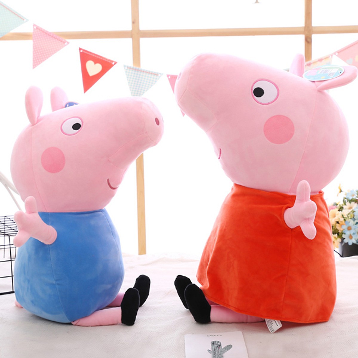 Gấu bông Heo peppa ôm bạn 20cm Bunoo shop