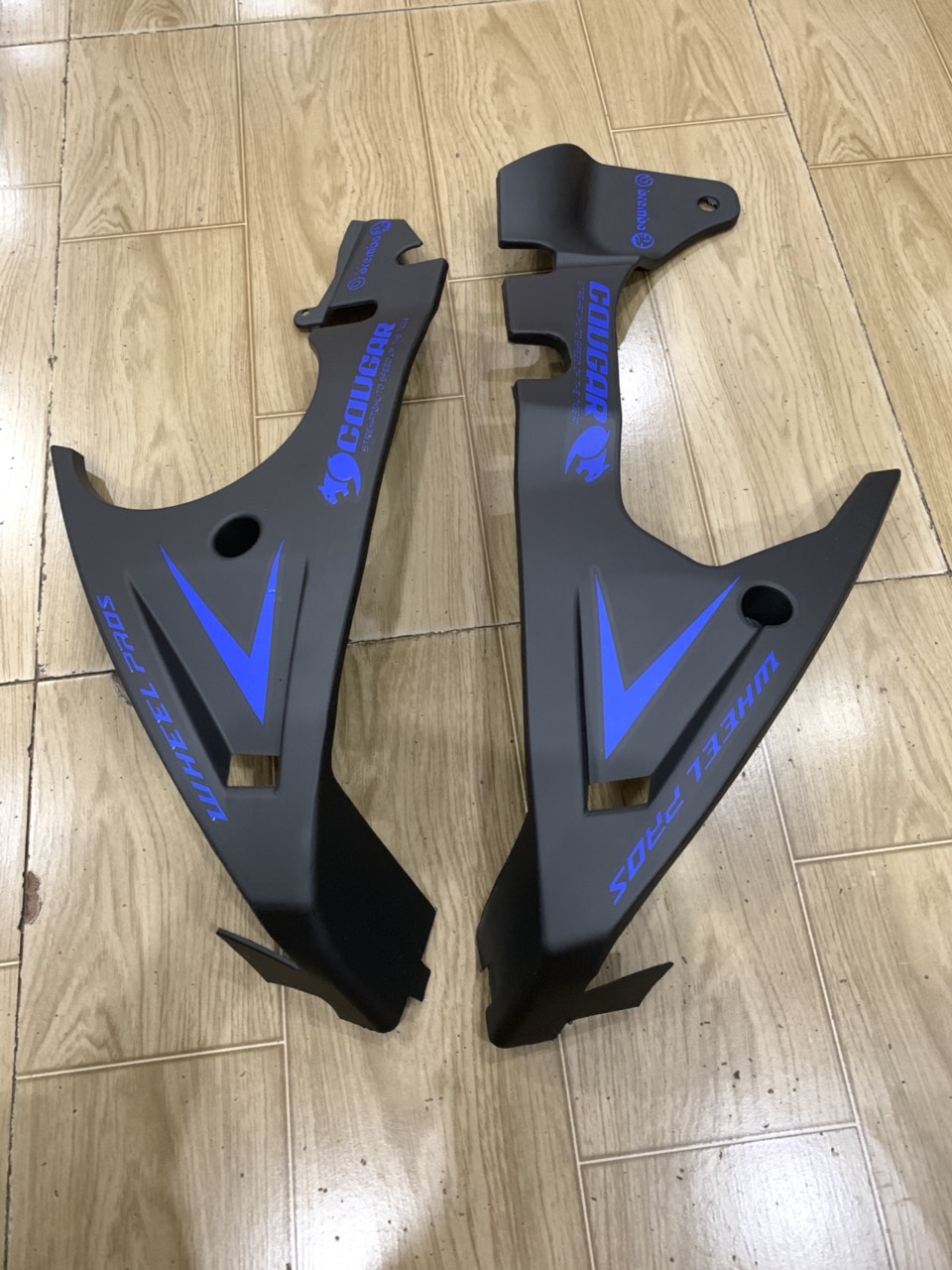 Mỏ cày xe exciter 150 màu đen nhám tem xanh