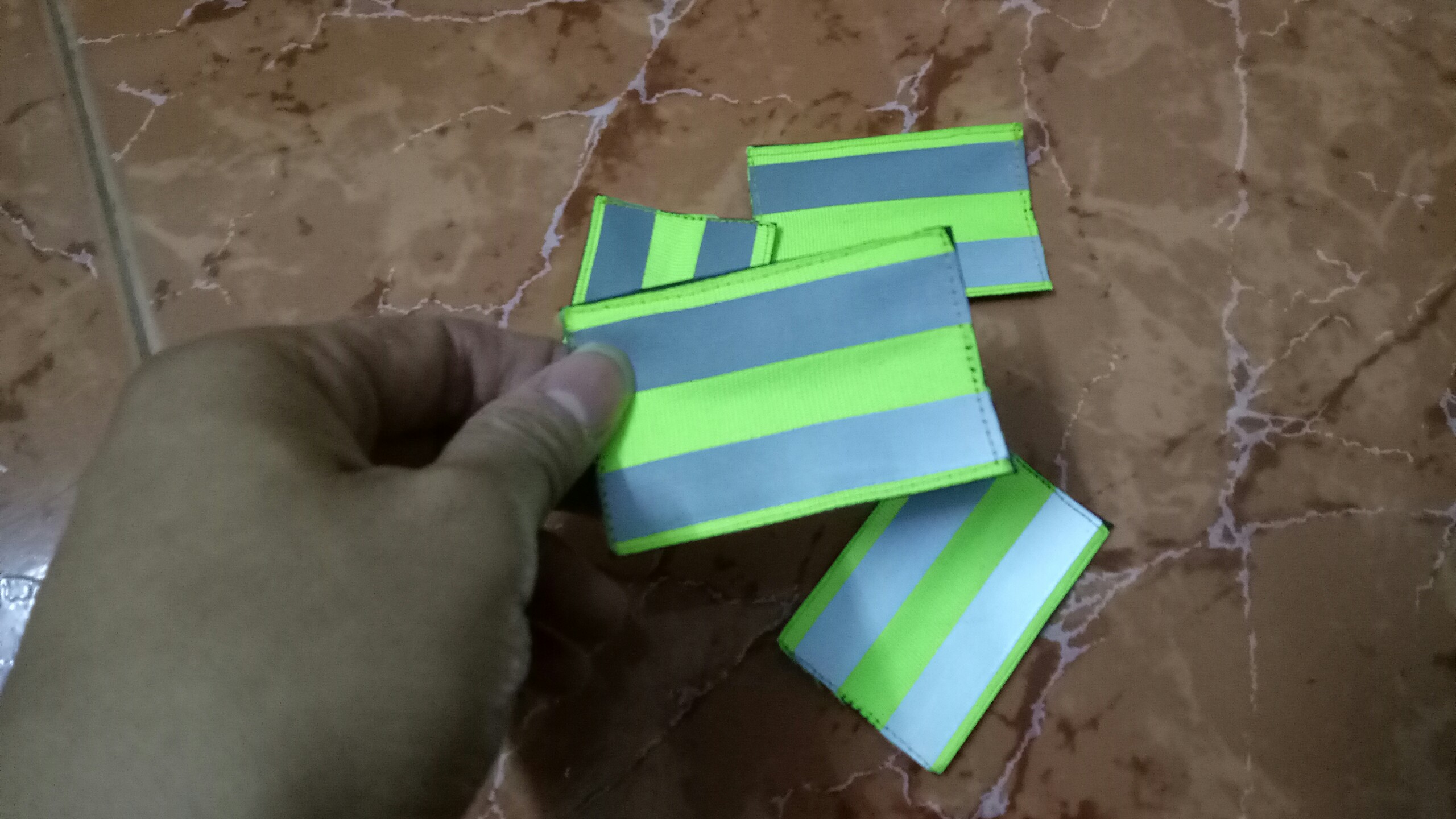 Patch vải phản quang, có nhám dính balo