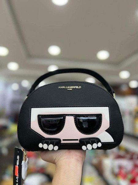 Túi đeo chéo nữ Karl Lagerfeld Size 20x15 - hàng Mỹ