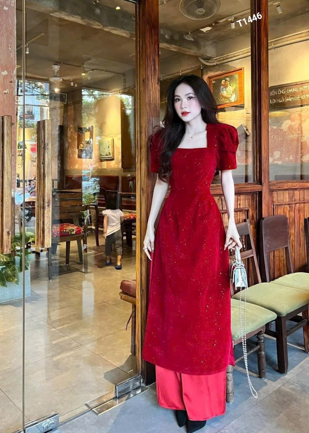 Set áo dài nhung kim tuyến y hình kèm quần tuyết nhung xin xò màu y hình T1446