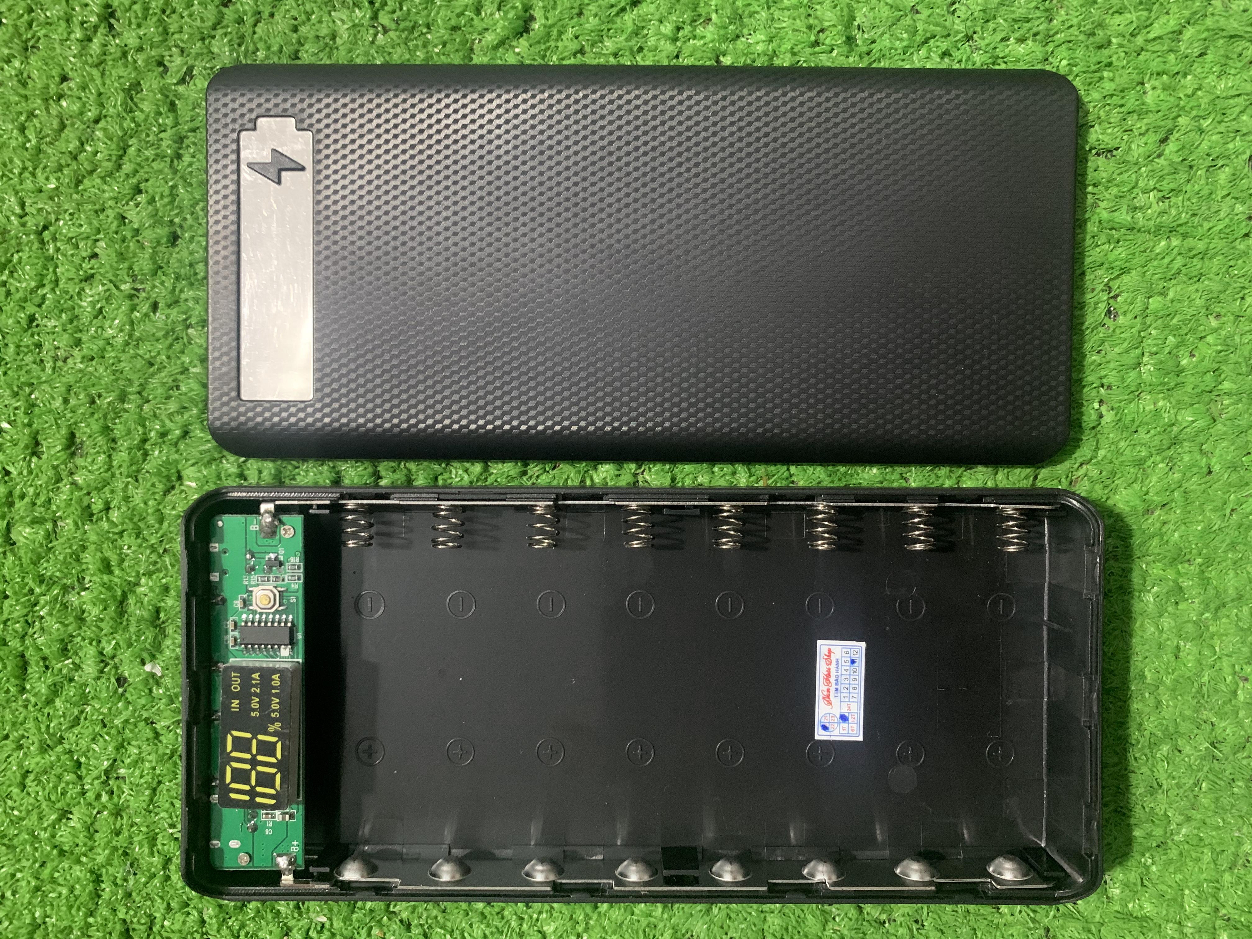 [HCM]Mạch sạc dự phòng 5V2.1A + Box sạc dự phòng 8 cell pin - Model M8 (Nhắn tin cho shop màu quý khách yêu cầu)