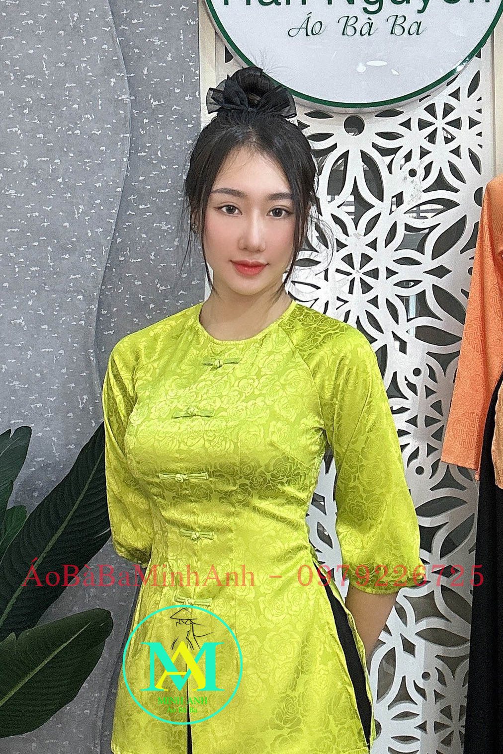 Áo bà ba dây kéo gấm trà mi
