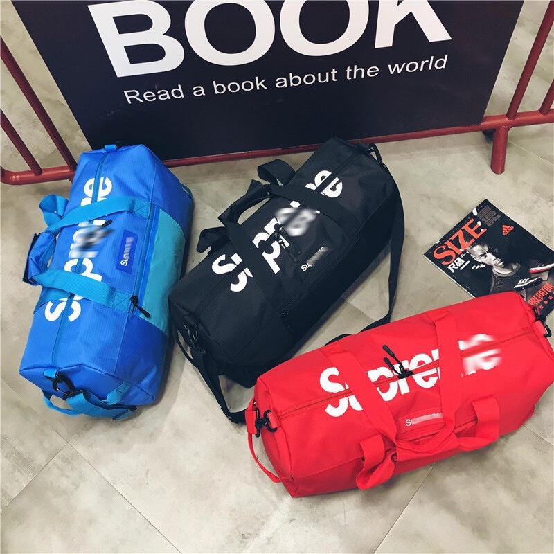 Túi du lịch Supreme vải dù siêu chống nước, không nhăn
