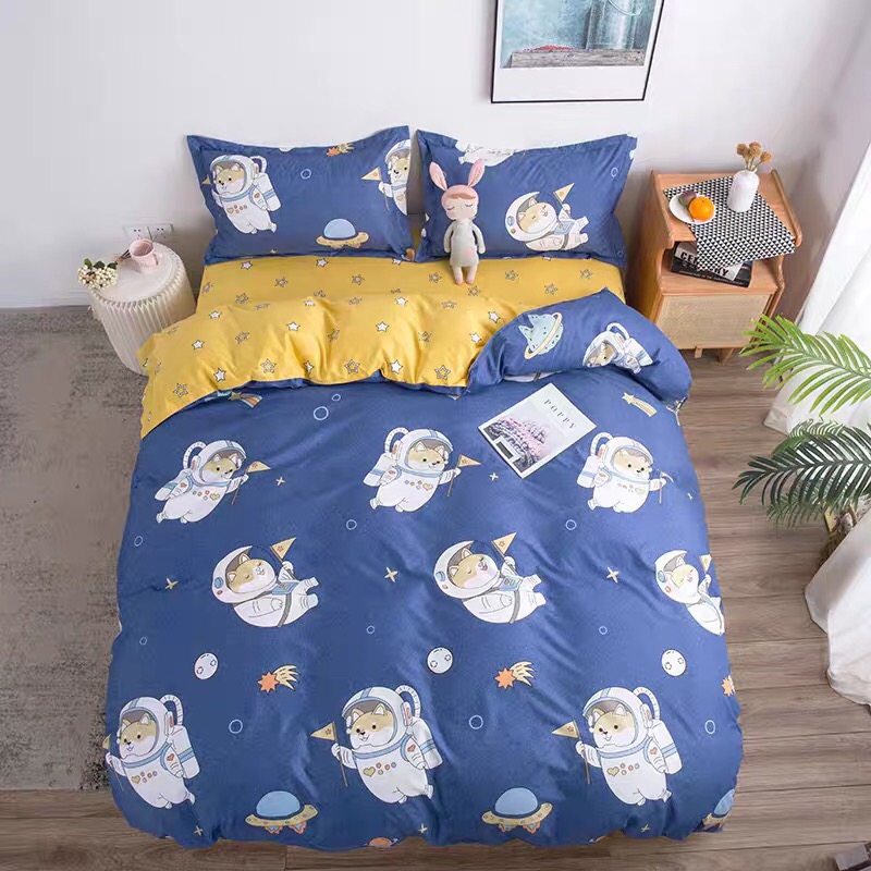 Trọn bộ 4 món chăn ga gối cotton poly nhập mẫu chó xanh du hành dễ thương cho trẻ em, em bé