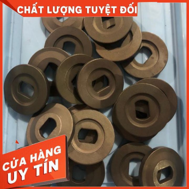 Phụ kiện makita - ốp ngoài lưỡi cưa mt583