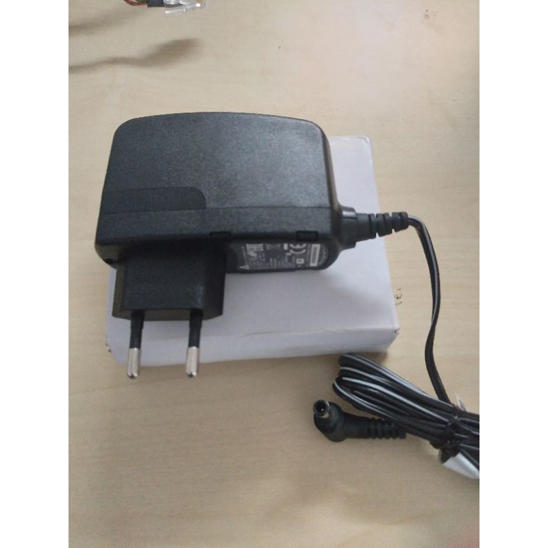 [HCM]Nguồn 12v 1A Chính Hãng dùng cho đầu thu Nagra của vtvcab mới có chân kim ở giữa