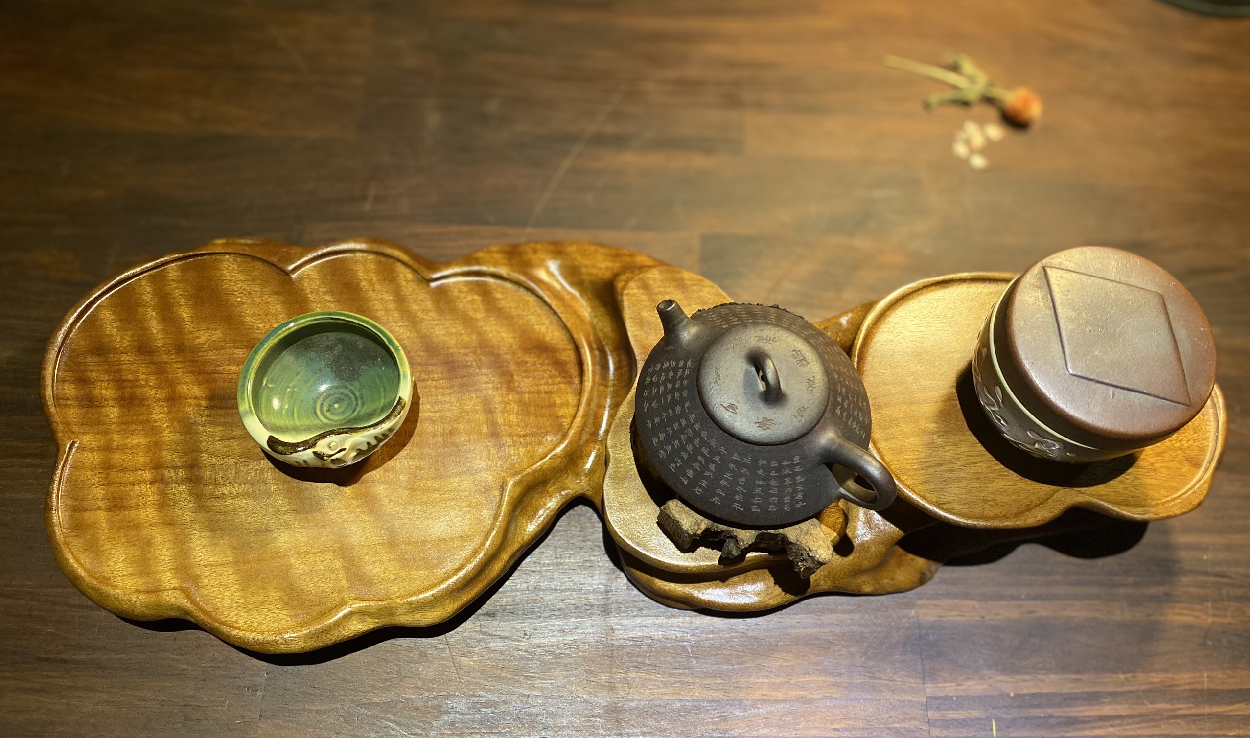 Khay trà gỗ xá xị