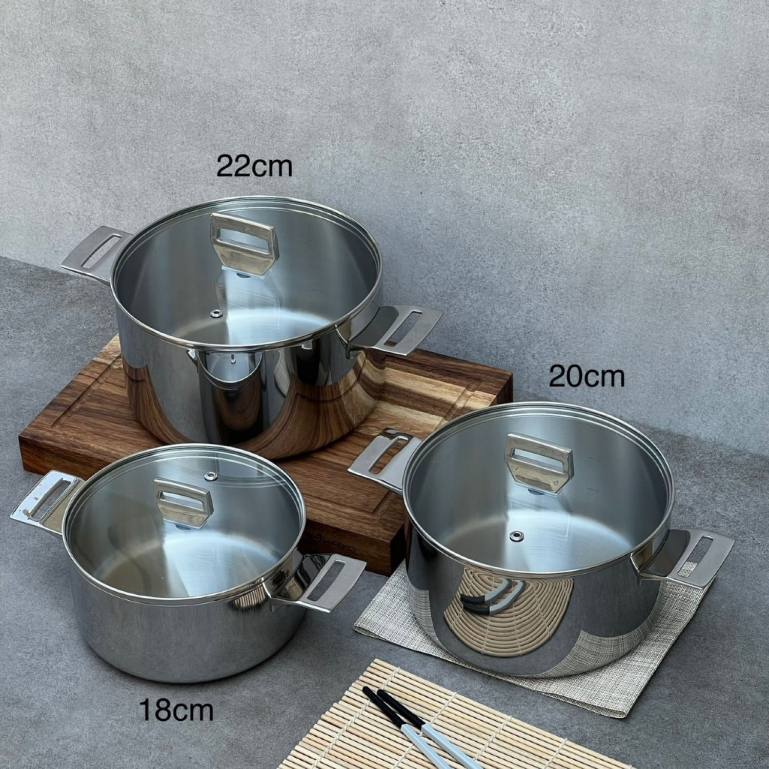 Nồi inox 18/10 đúc liền khối Nồi Kaiyo size 18 20 22cm đáy 3 lớp với độ dầy 2.5mm kèm vung kính đun được mọi loại bếp