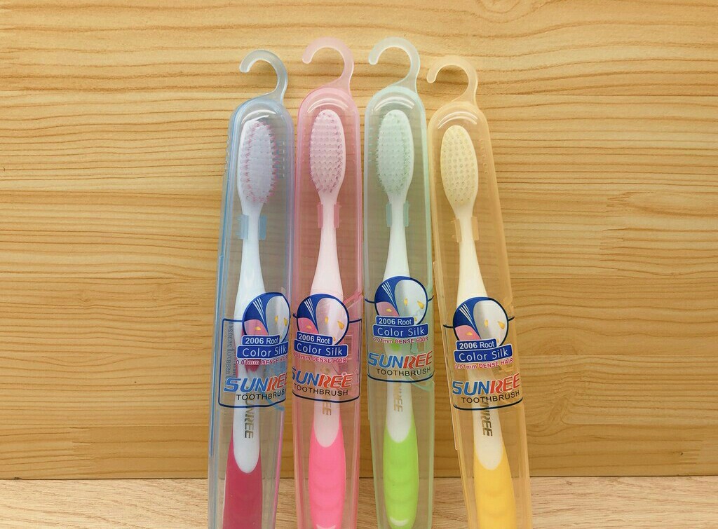 [Combo 3 Cây] Bàn Chải Đánh Răng Sunree Nhiều Màu Có Hộp Nhựa Đựng Gồm Móc Treo Tiện Dụng Loại Tốt