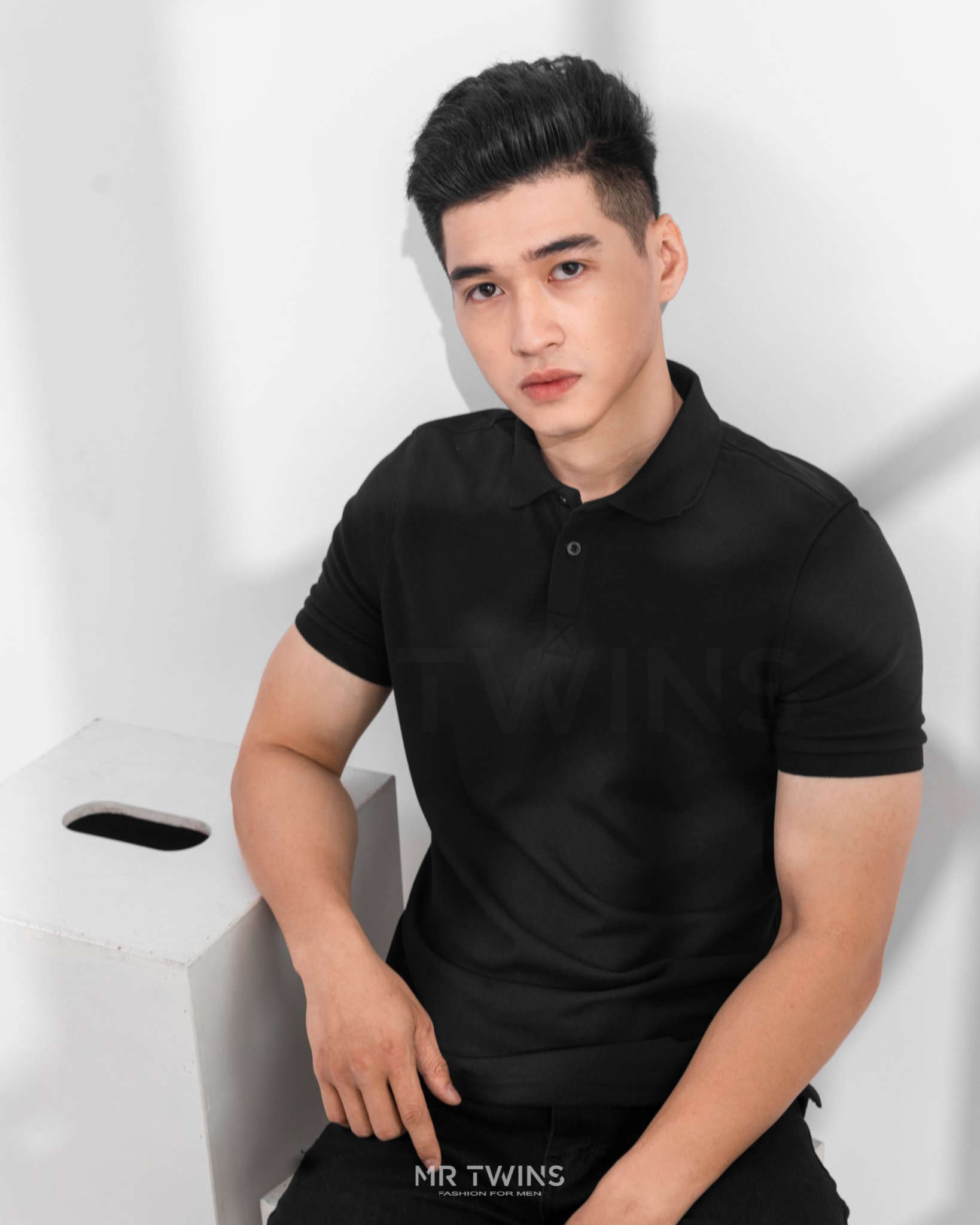 Áo Thun Polo Nam Cổ Bẻ Màu Đen Trơn Vải Cotton Cá Sấu Thương Hiệu Mr Twins