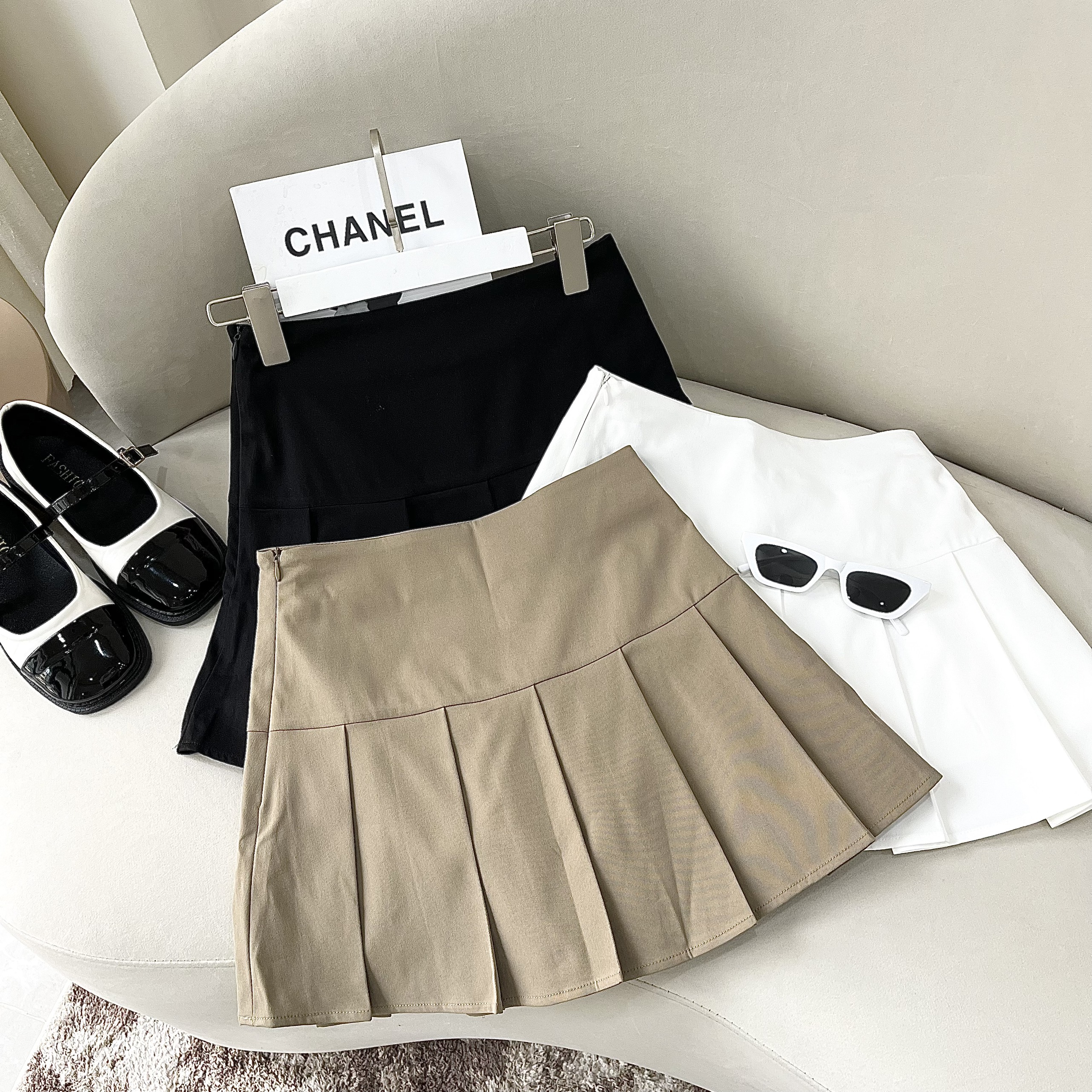 Zareen | chân váy ngắn xếp ly vaa41