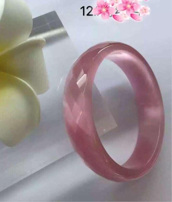 Vòng Tay Bản Liền Đá Mắt Mèo Màu Hồng