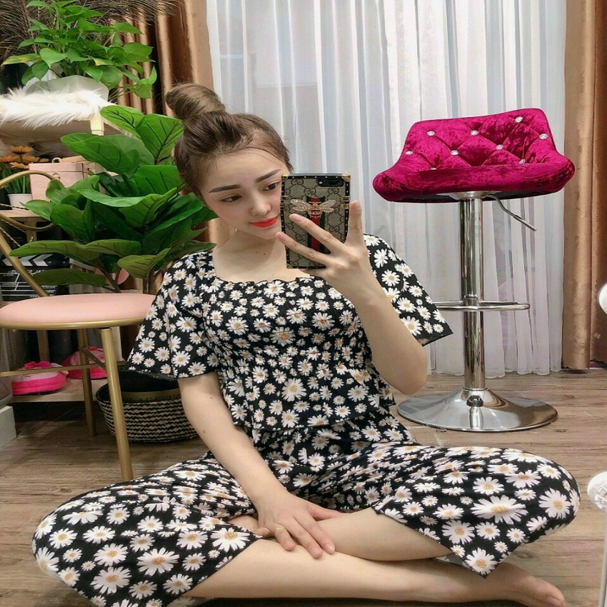 [FREE SIZE DƯỚI 55KG] Set bộ áo nhún bèo quần ống rộng kiểu dáng tiểu thư Set áo tay lỡ nhún eo quần ống rộng họa tiết hoa cúc xinh xắn