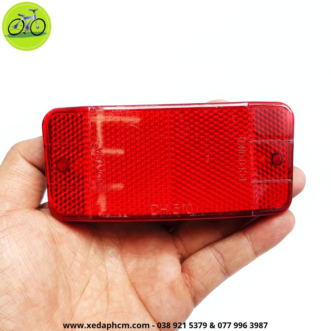 Đèn Đuôi xe đạp phản quang đỏ hậu gắn gác baga thể thao