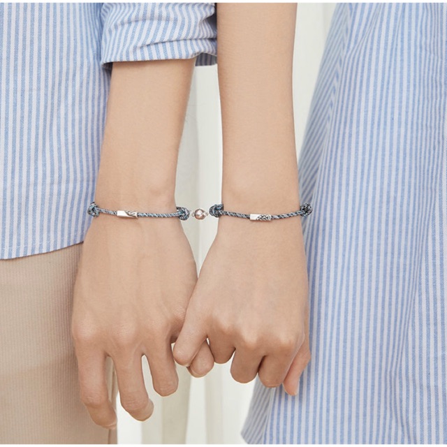 Vòng tay đôi nam châm