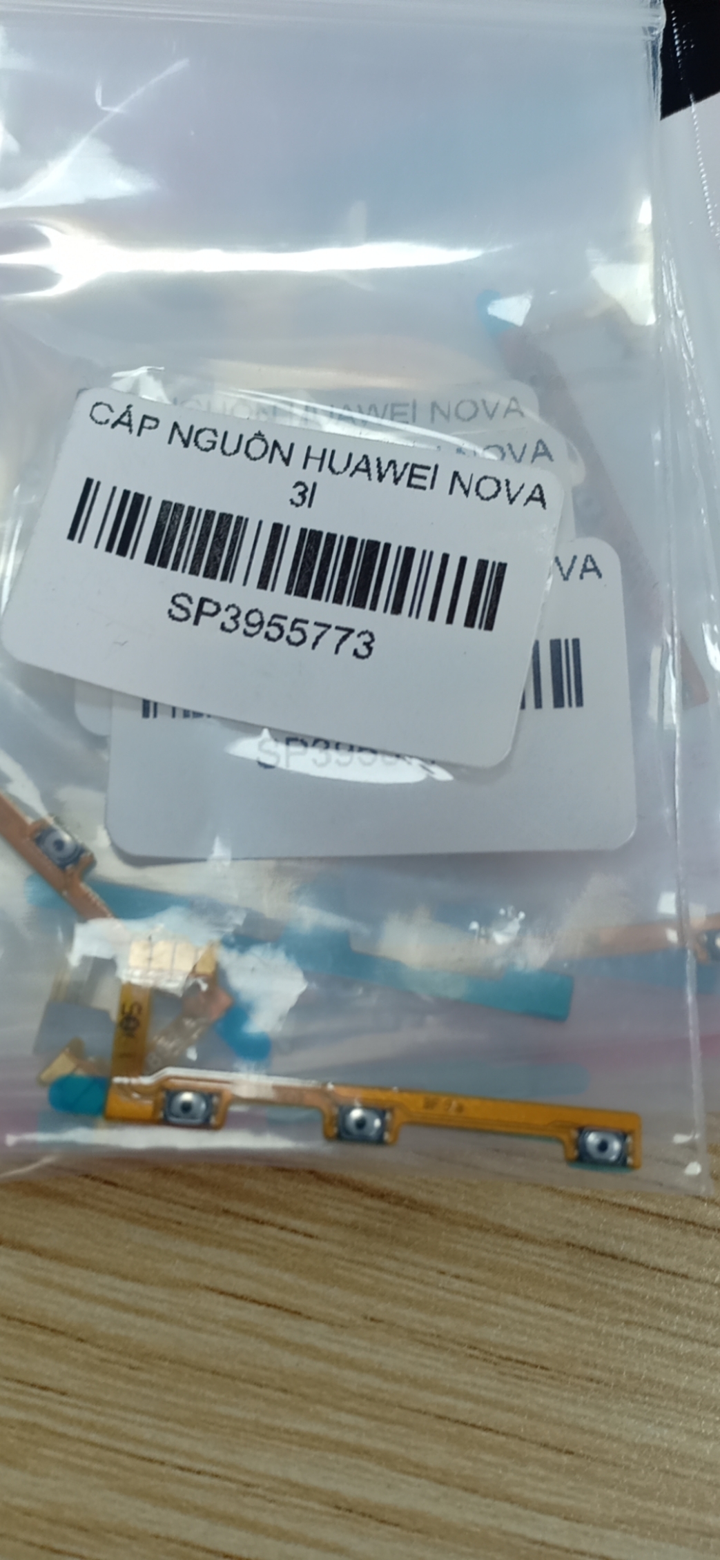 Cáp nguồn Huawei Nova 3i