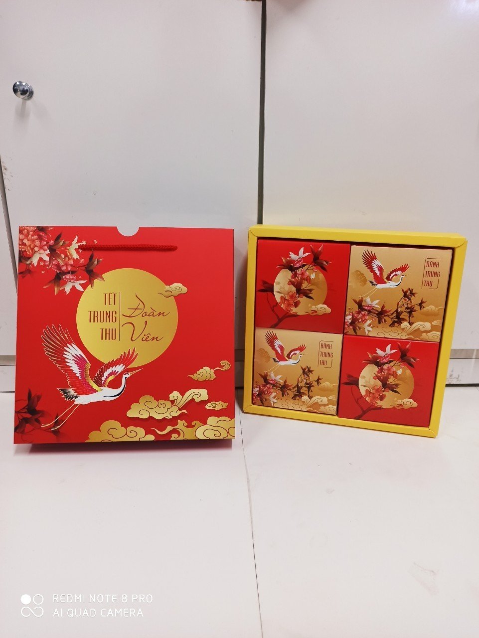 Com bo 10 bộ vỏ hộp trung thu 4 bánh