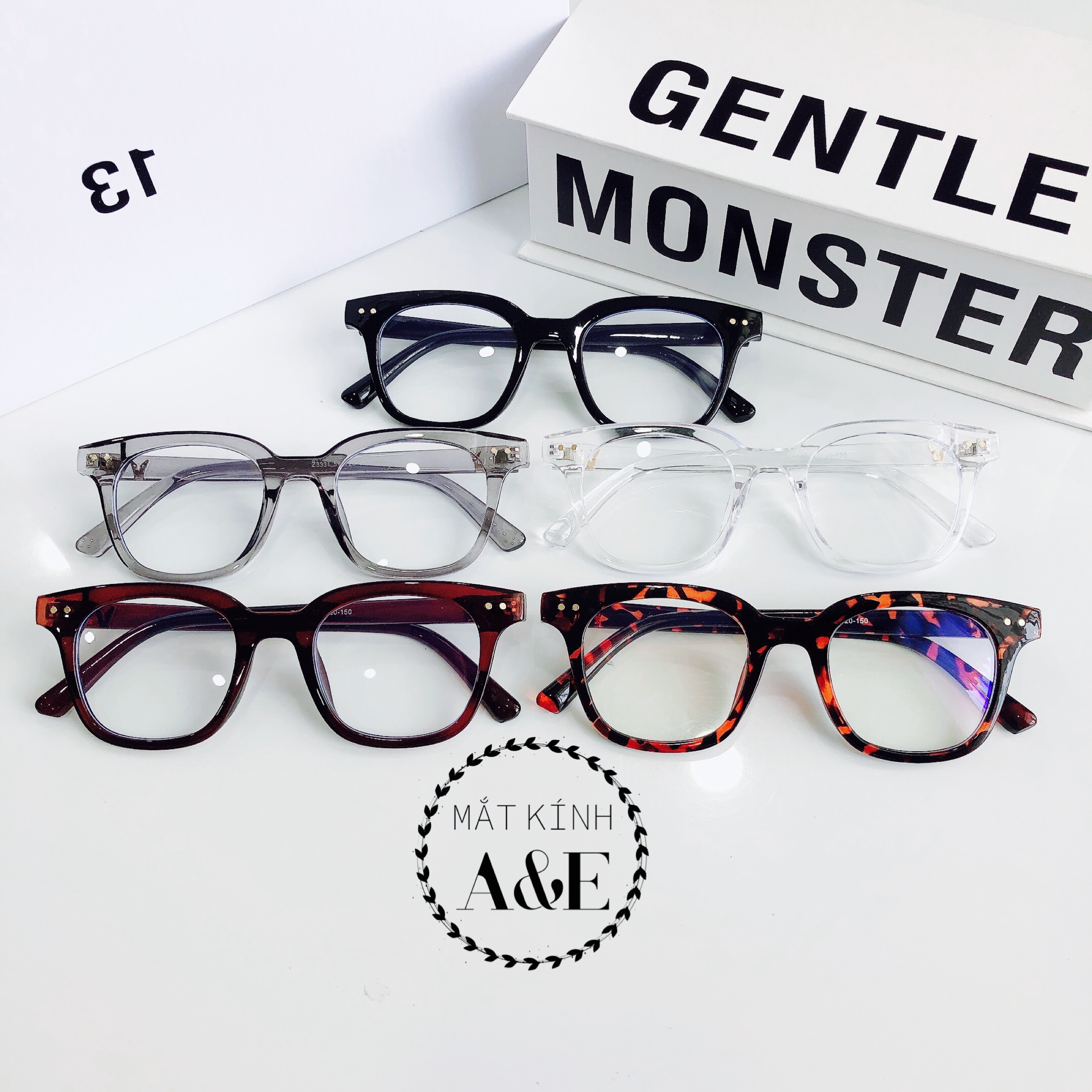 GỌNG KÍNH CẬN NHỰA CHỮ V NAM NỮ MÀU ĐEN THỜI TRANG