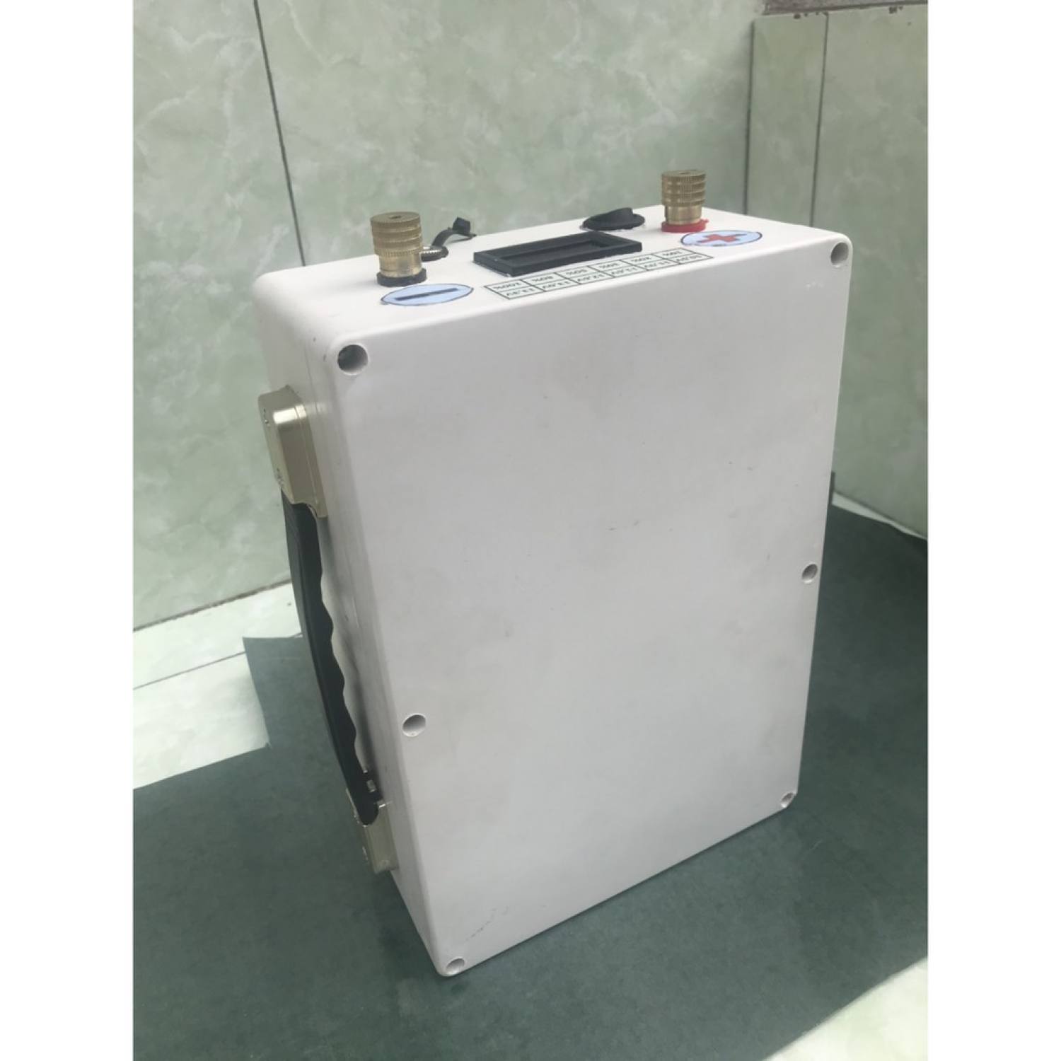 Pin Lithium 12VDC-40Ah (24 cell 32650 6.5Ah) chống nước 12