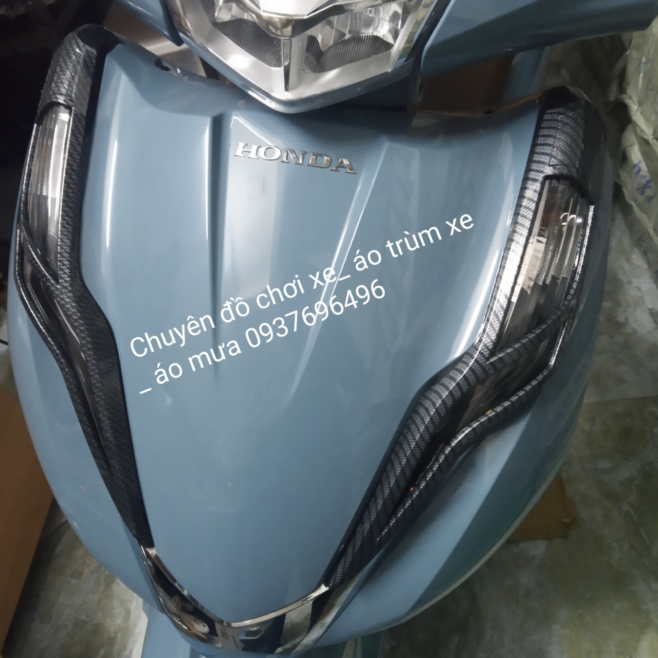 [HCM]ỐP CARBON XI NHAN TRƯỚC XE LEAD 2017-2020