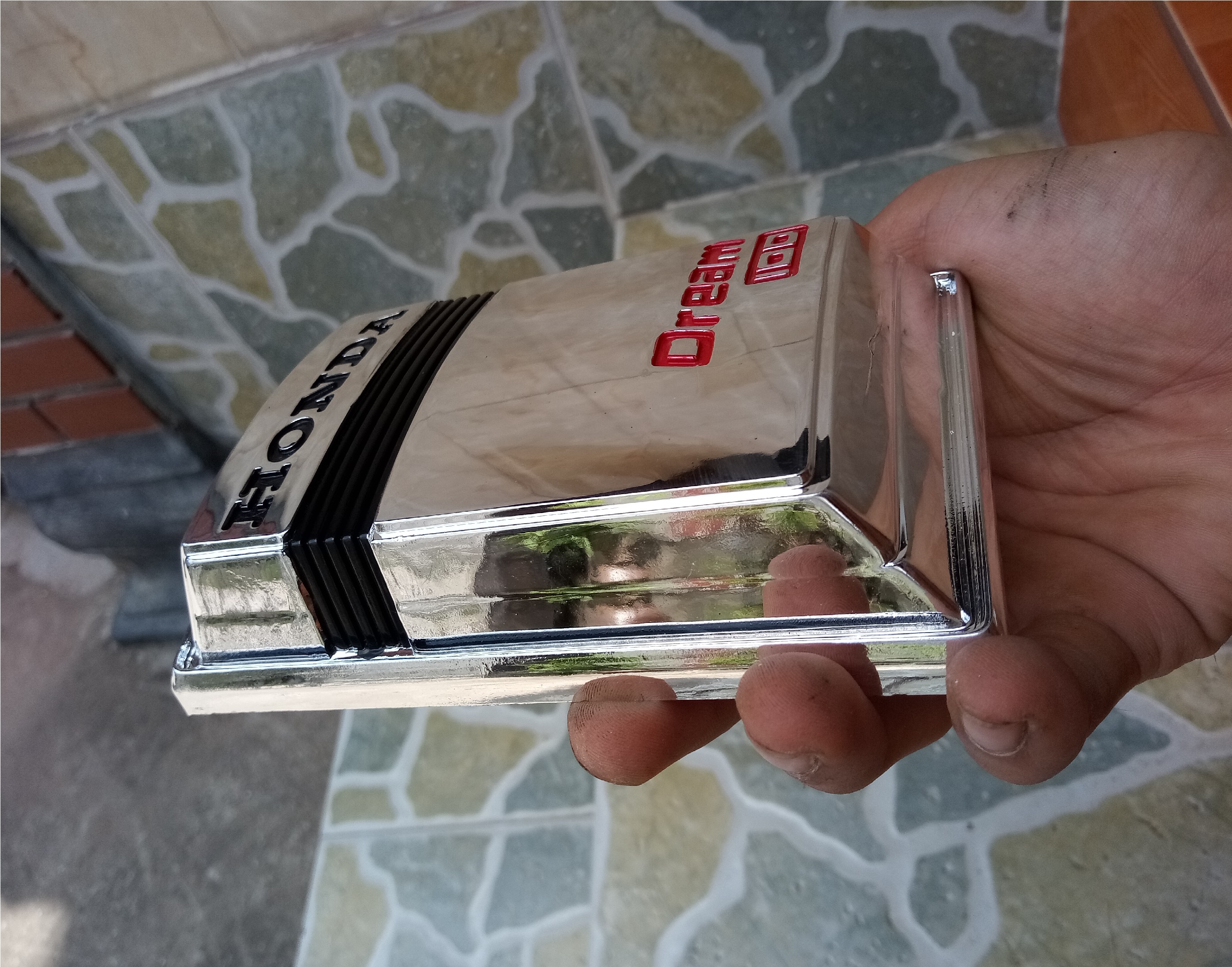 Mặt Lạ xi Logo dream II