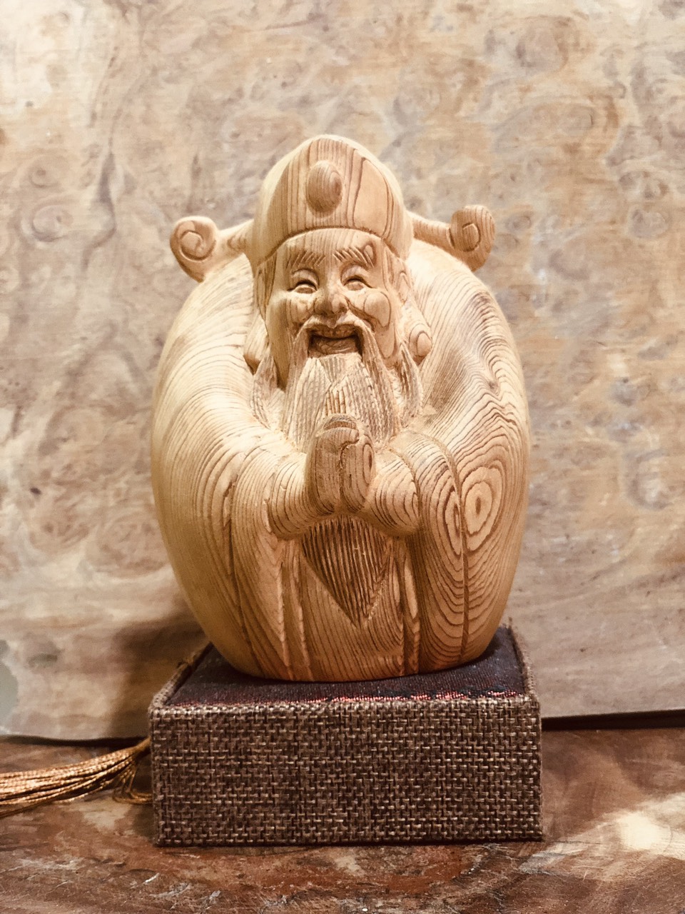 Tượng thần tài gỗ ngọc am , tượng gỗ phong thủy đem lại may mắn ,trang trí xe ô tô , trang trí nhà cửa