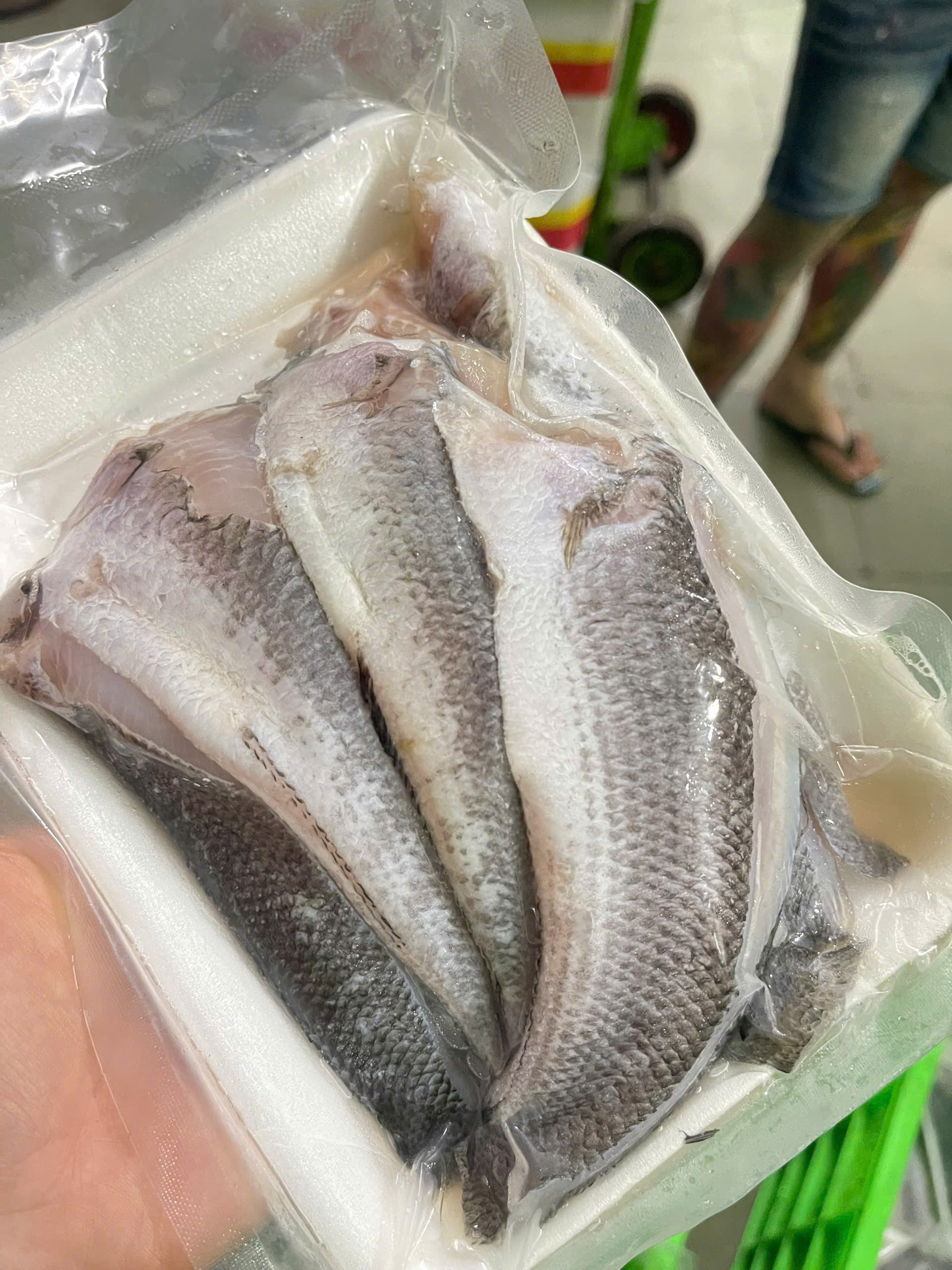 Cá lóc cửng 1 nắng - Khay 500g (giao hcm)