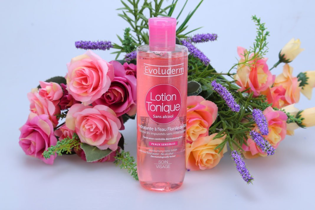 Nước tẩy trang hoa hồng LotionTonique 250ml