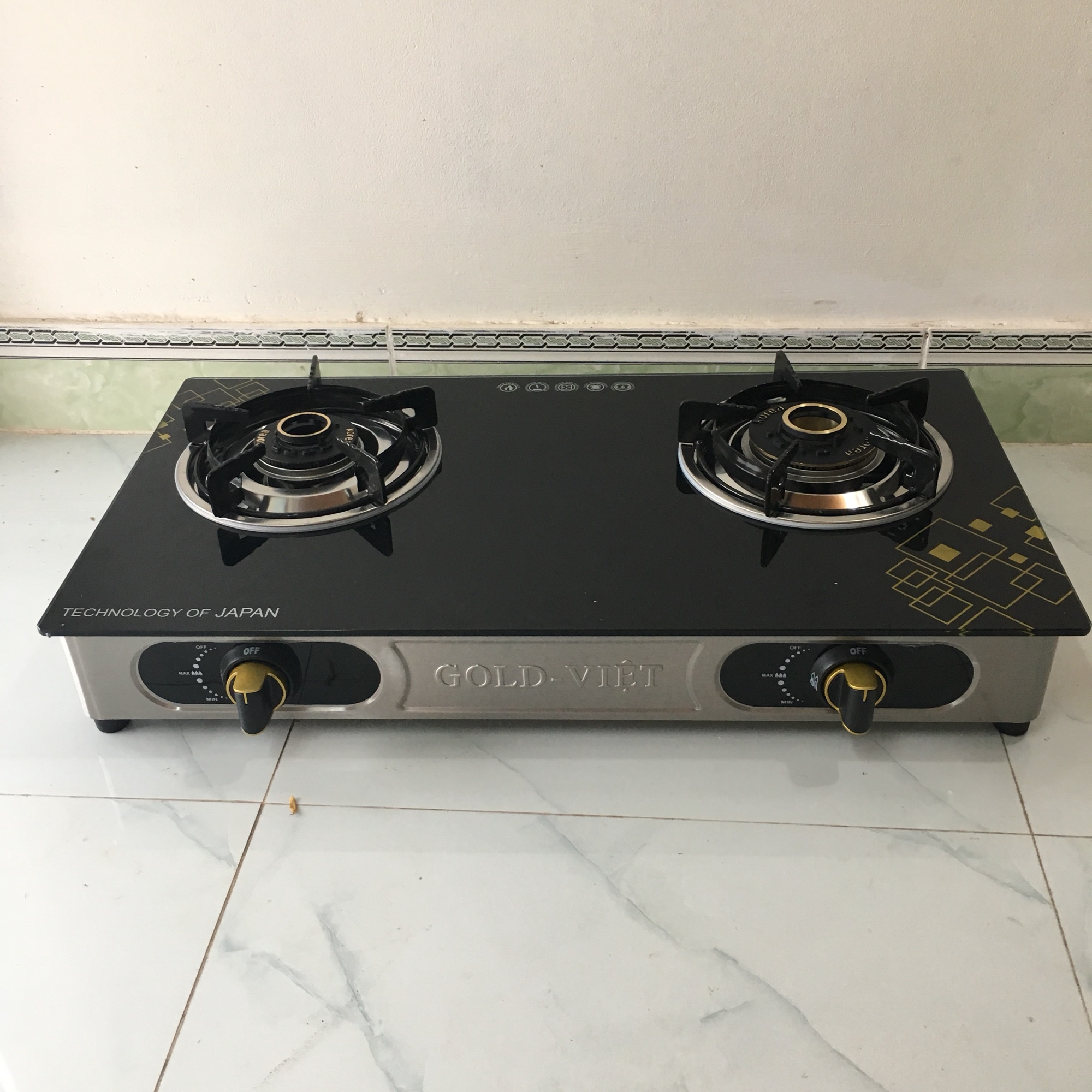Bếp gas đôi mặt kính cao cấp( tặng 1 bộ van dây)