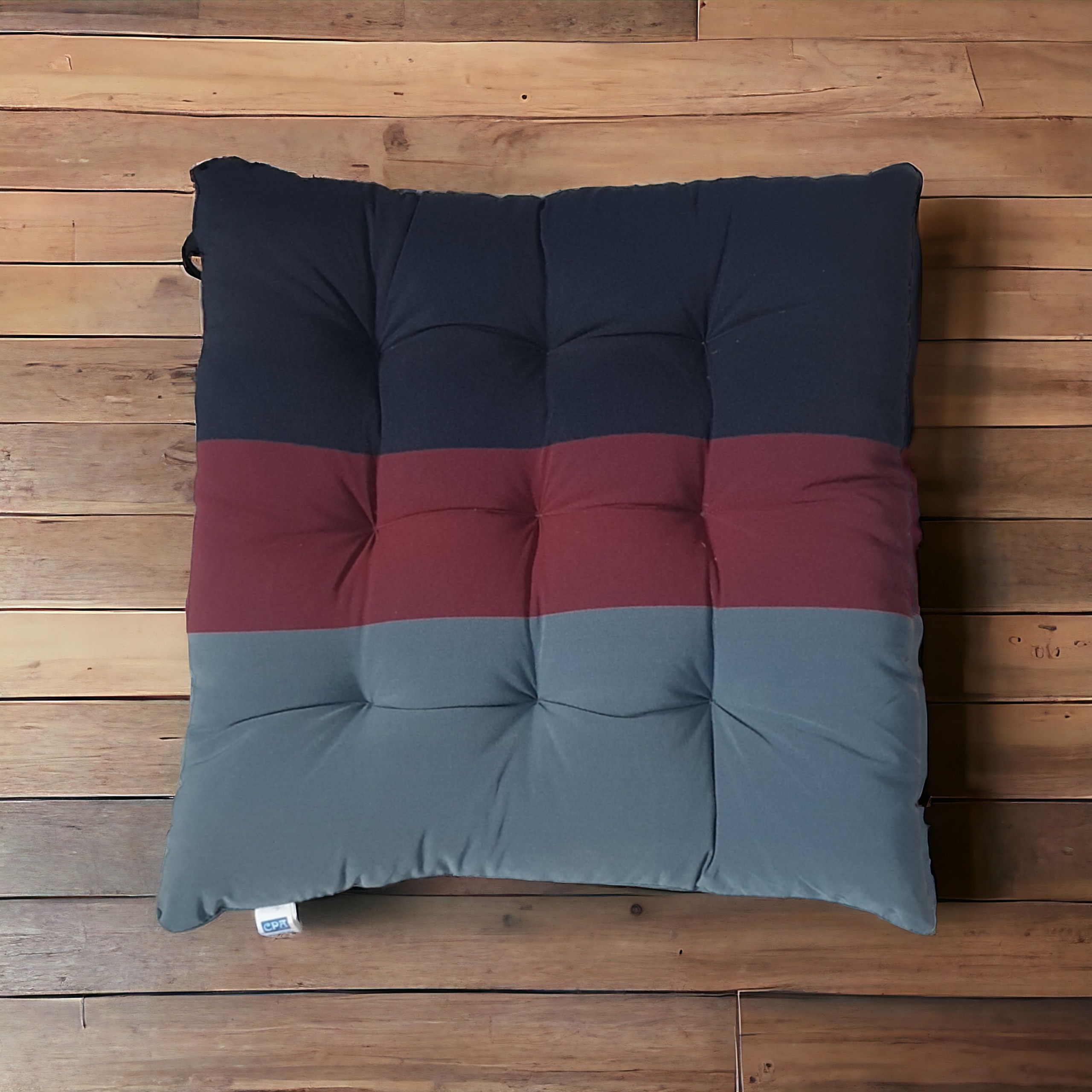 đệm ngồi bệt, đệm lót ghế ngồi vuông sử dụng cho gia đình, quán nước....