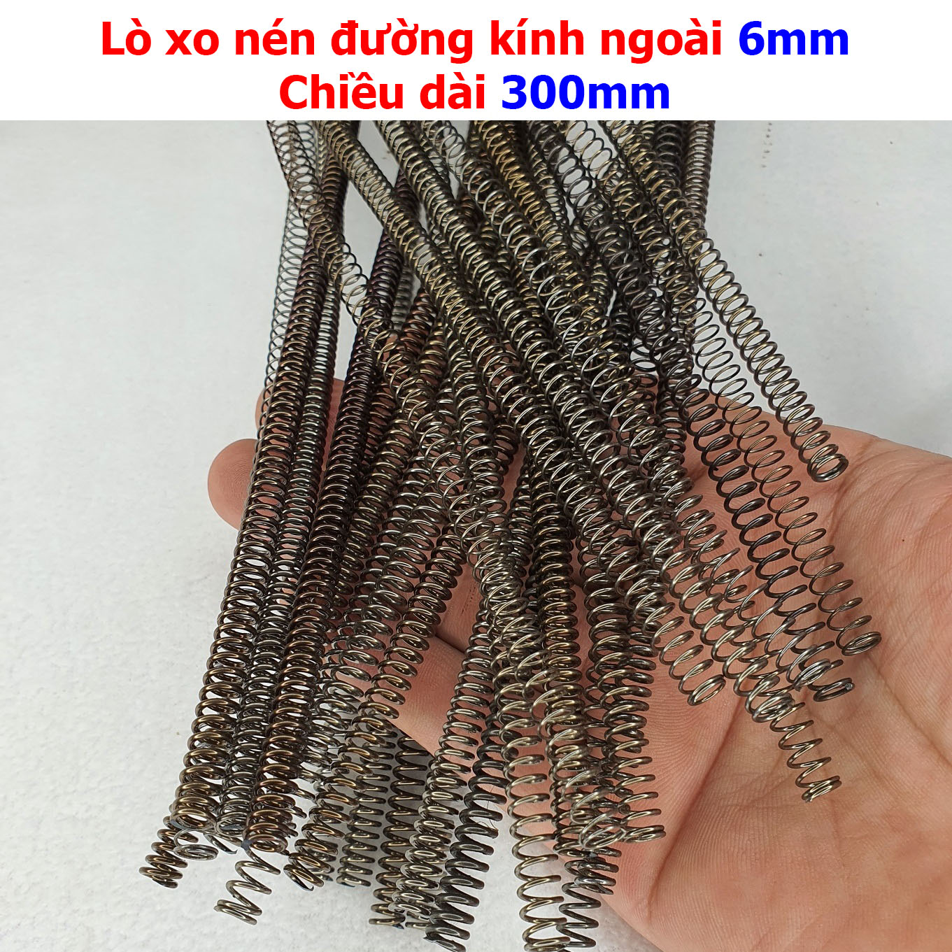 Lò xo nén đường kính ngoài 6mm, chiều dài 300mm