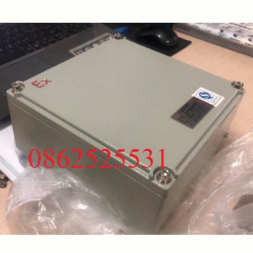 Hộp nối chống cháy nổ Exd 135x135x90mm