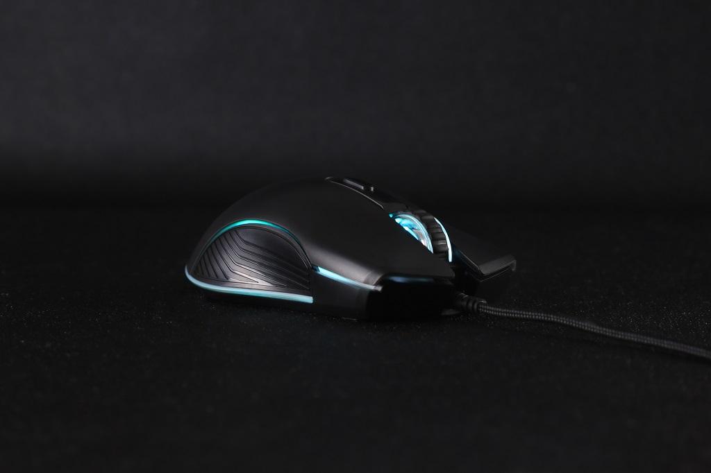 Chuột quang gaming xtech g8b cổng usb
