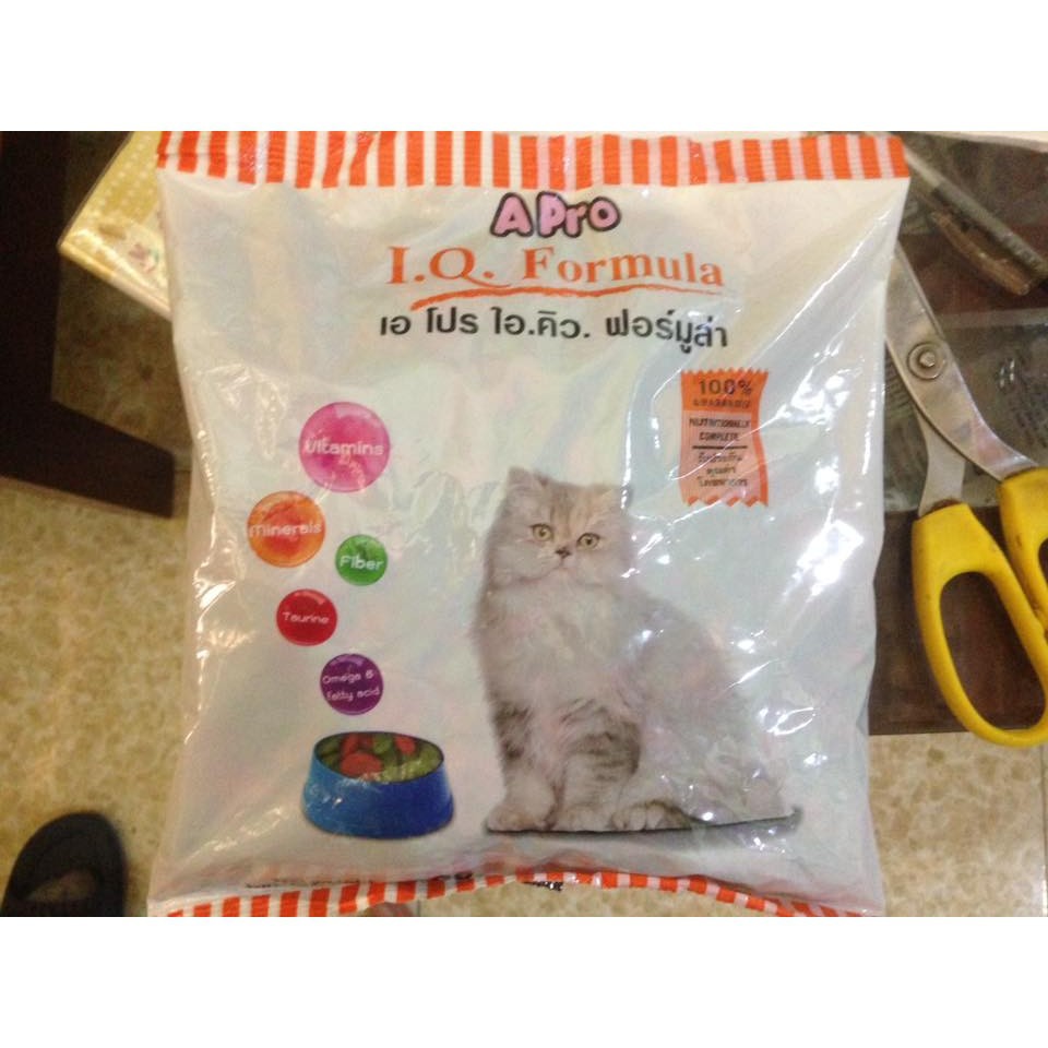 Thức ăn cho mèo iq