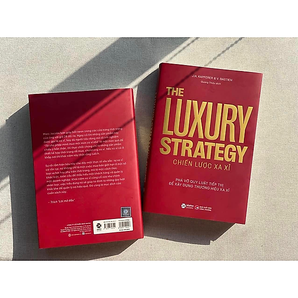 Sách - The Luxury Strategy Chiến Lược Xa Xỉ