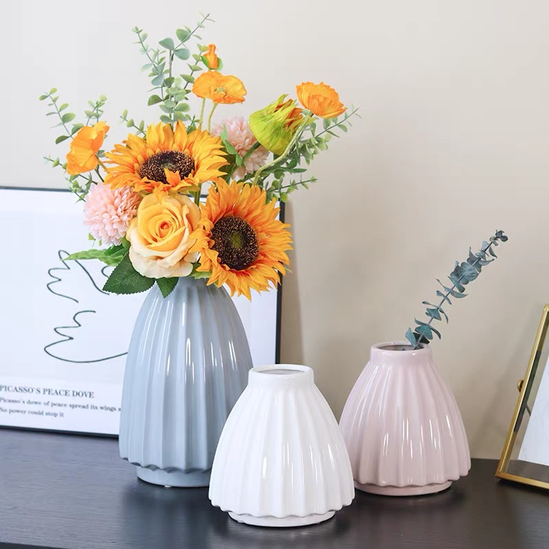 Lọ hoa decor bằng gốm cao cấp Qhouse, bình hoa trang trí nội thất Bắc Âu vintage macron