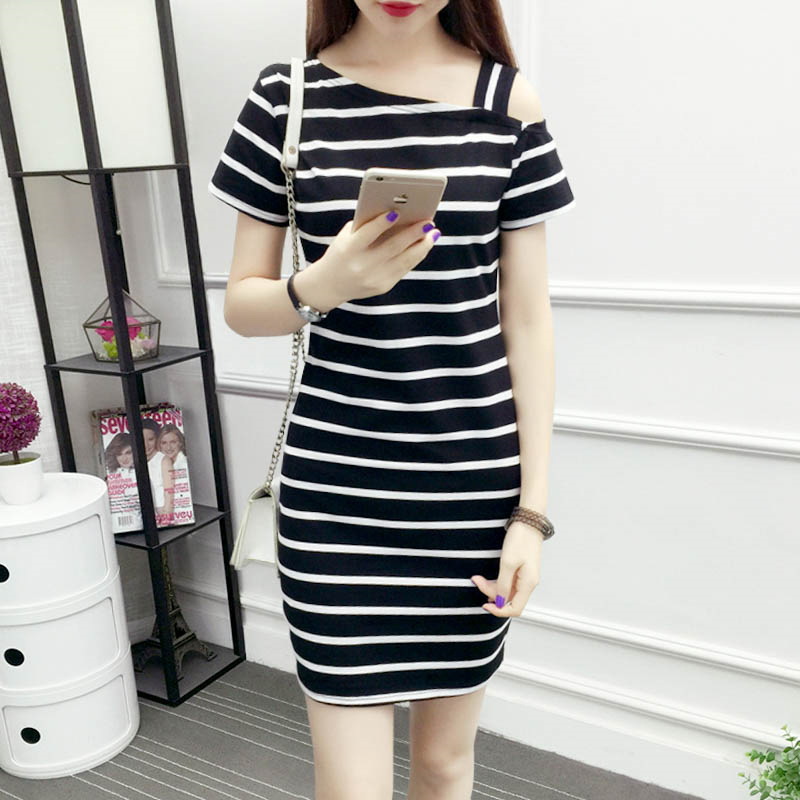 Đầm suông sọc ngắn tay D02