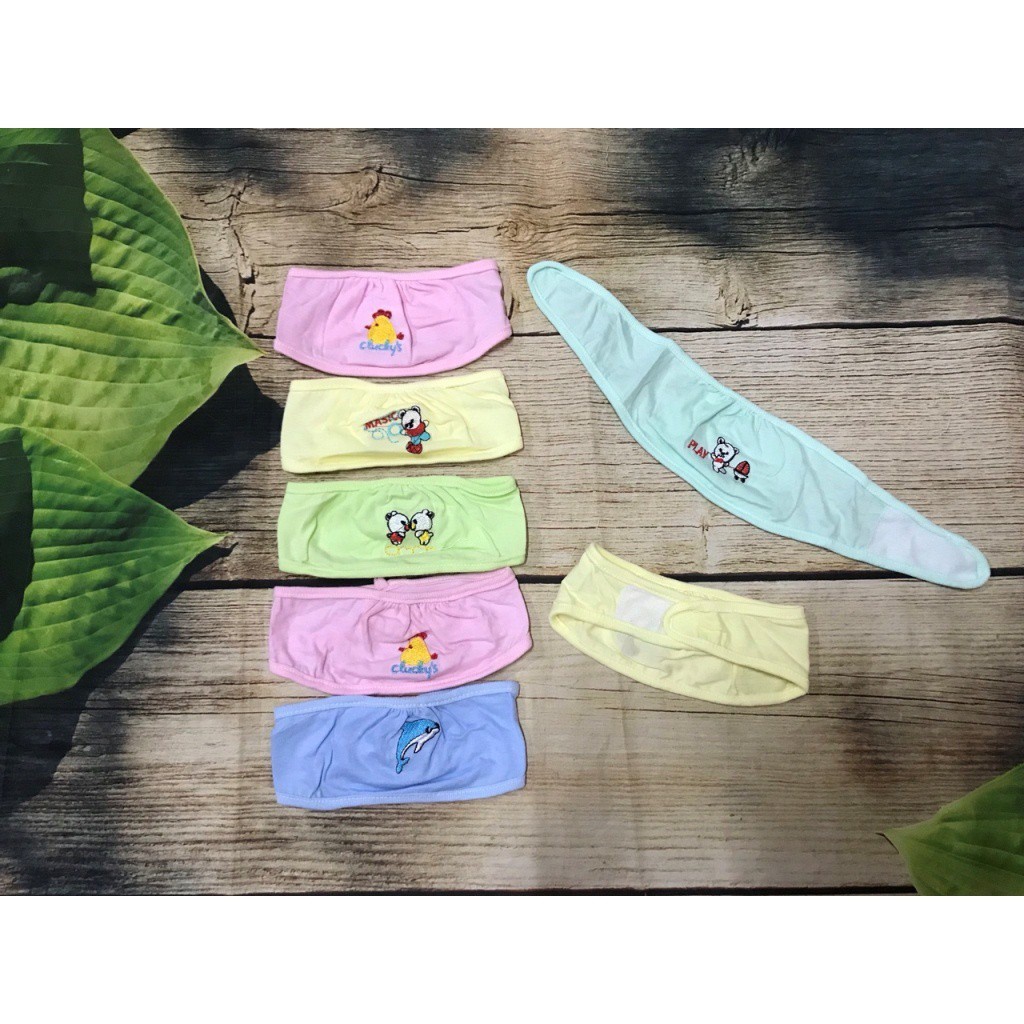 Thóp che đầu cho bé sơ sinh
