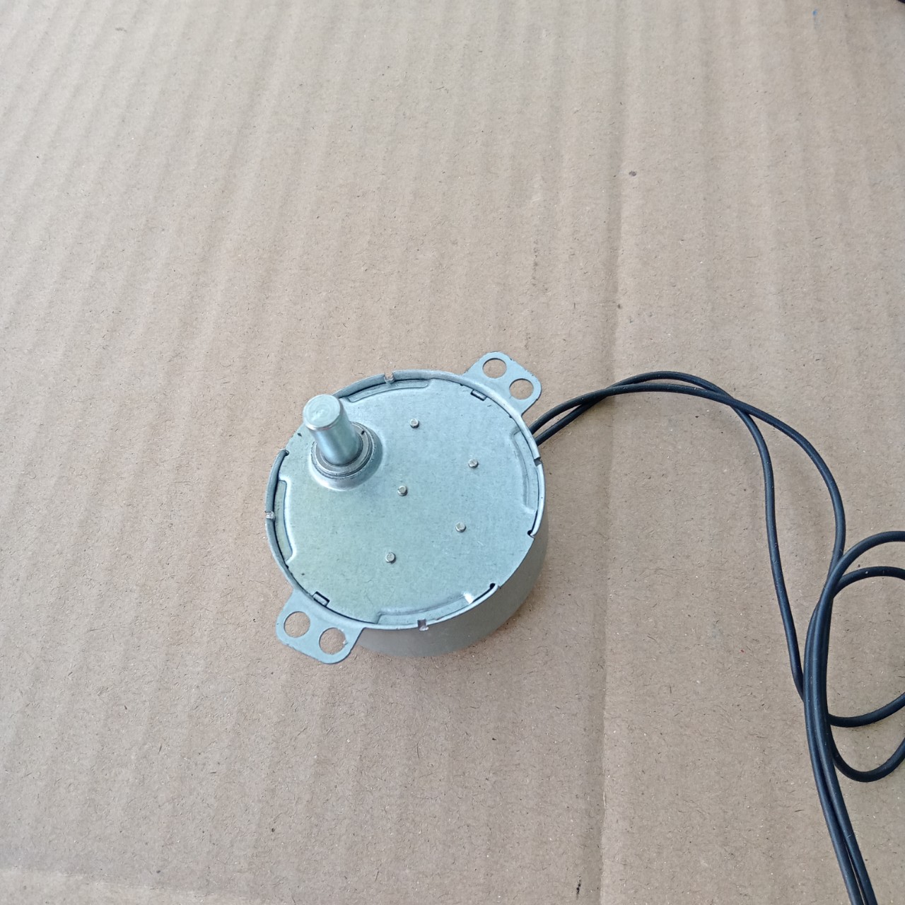 Túp năng điện, mô tơ đảo gió quạt điện