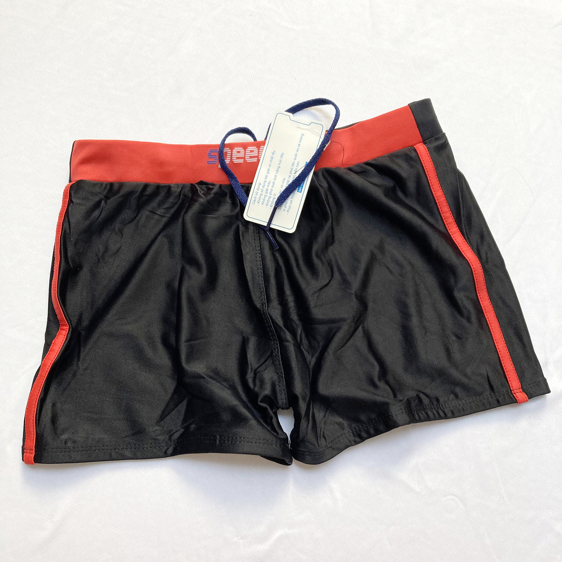 Quần bơi cho bé trai và bạn nam 25kg đến 65kg QT32