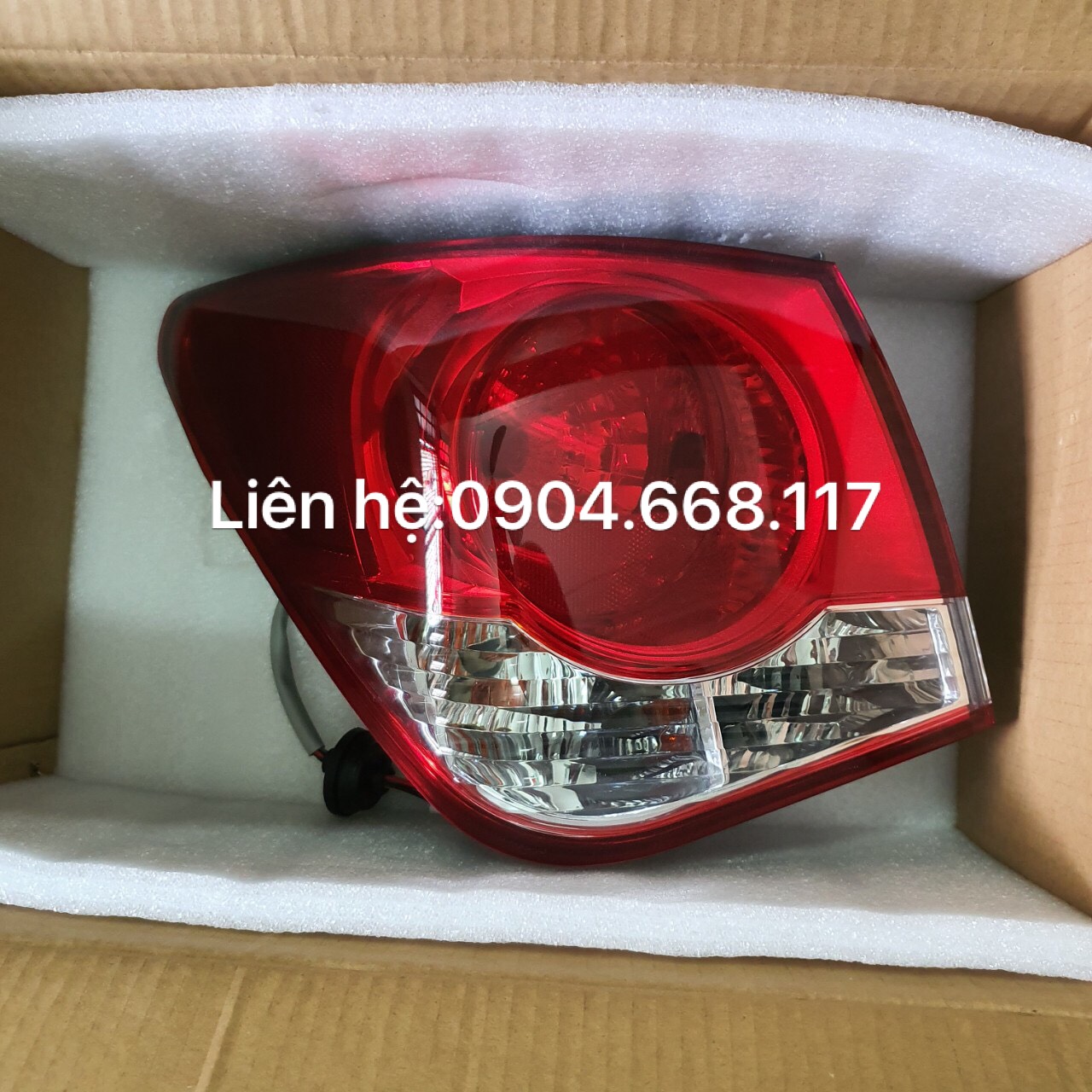 Đèn hậu Cruze 2010 ( Mảnh ngoài )