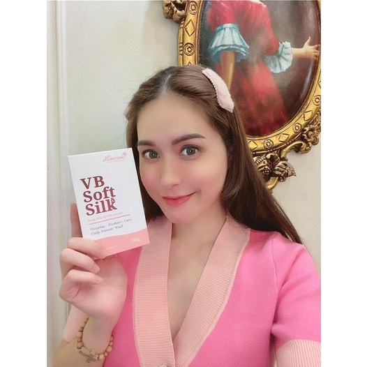 Dung dịch vệ sinh hanayuki màu hồng chính hãng