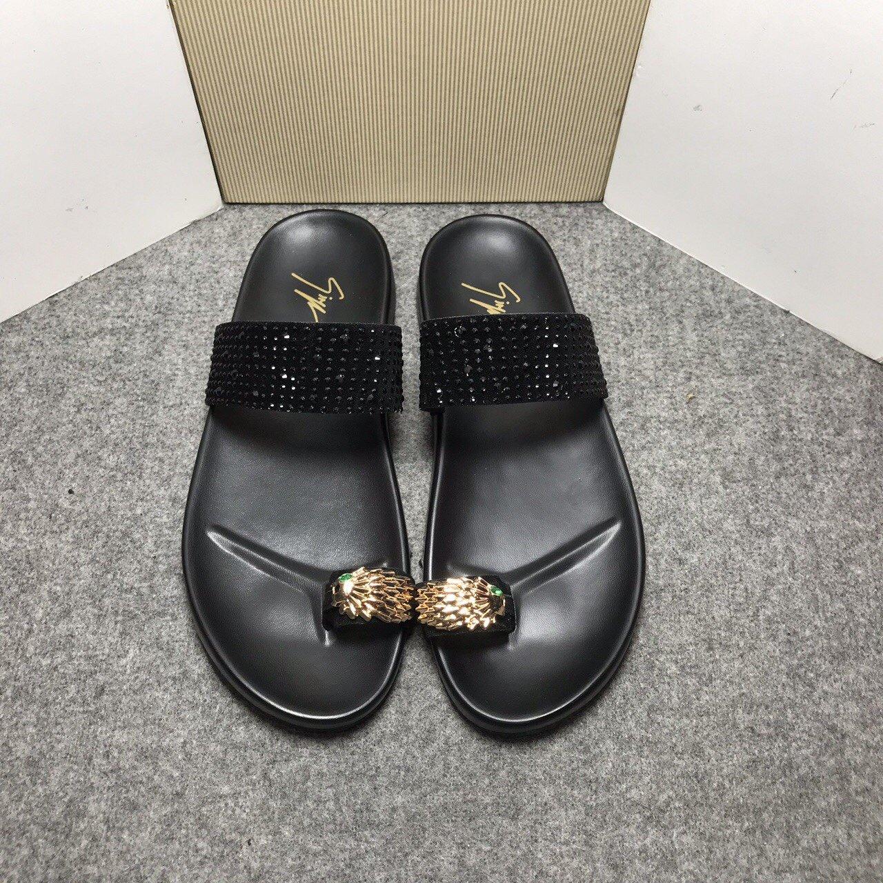 Dép nam đính đá siêu đẹp