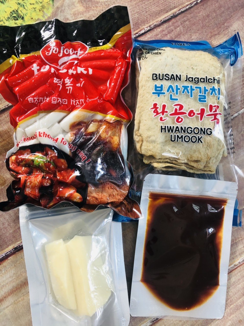 Combo 500g bánh gạo+sốt+chả cá+phô mai mozarrela