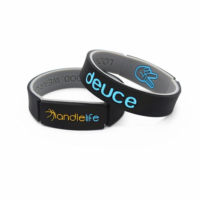 [HCM]Vòng Tay Cao Su Deuce Đeo 2 Mặt Phong Cách Thể Thao ati74