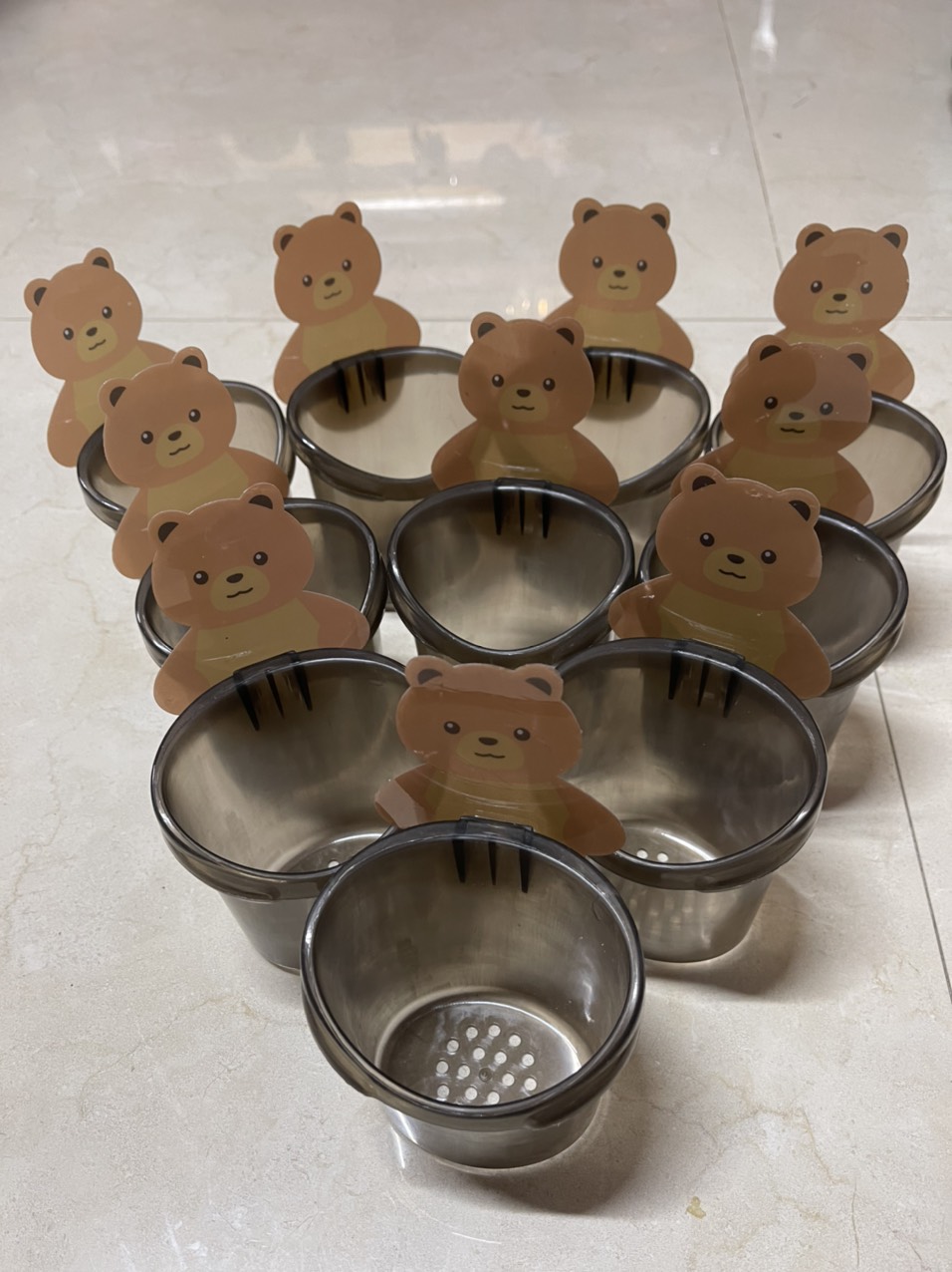 Cốc gấu dán tường đa năng- Đựng bàn chải kem đánh răng- Siêu xinh tiện lợi- CG01- Amanda- store